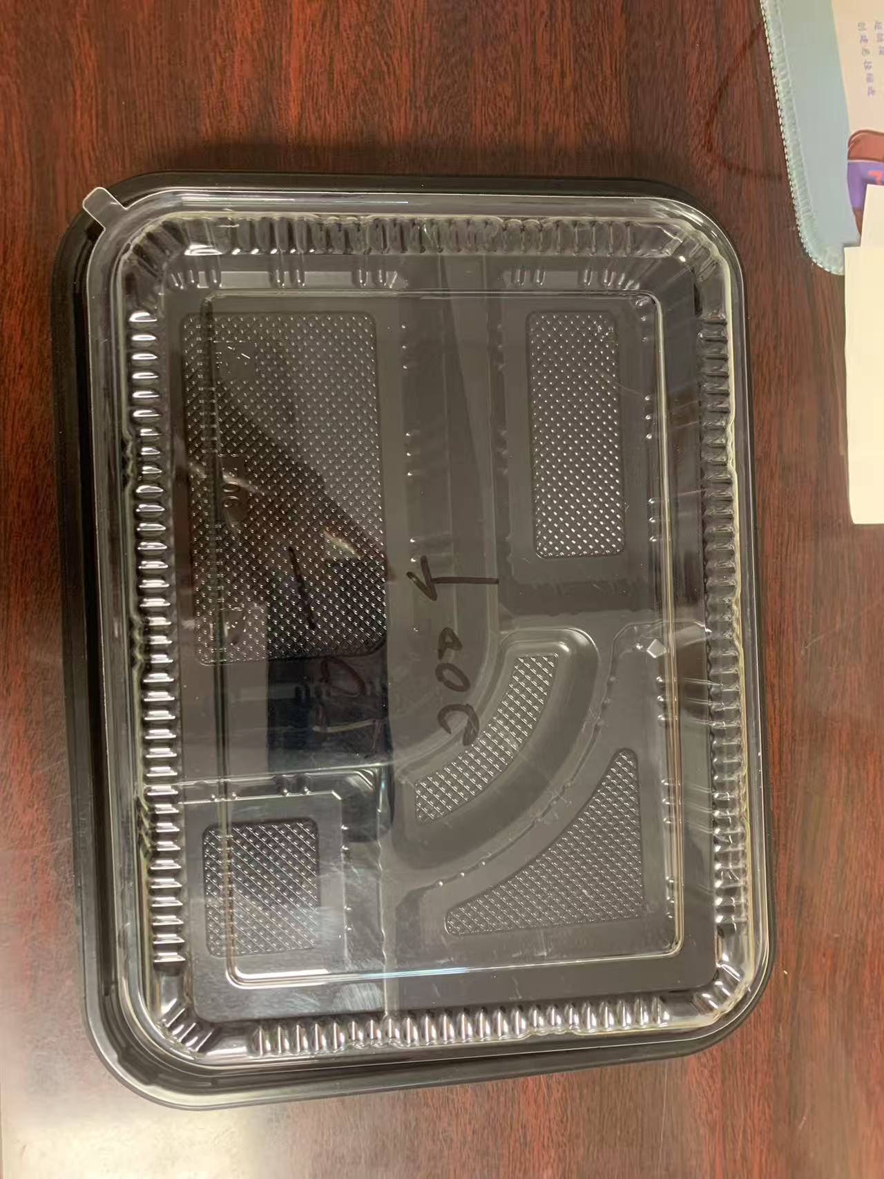 LUNCH BOX 5.jpg